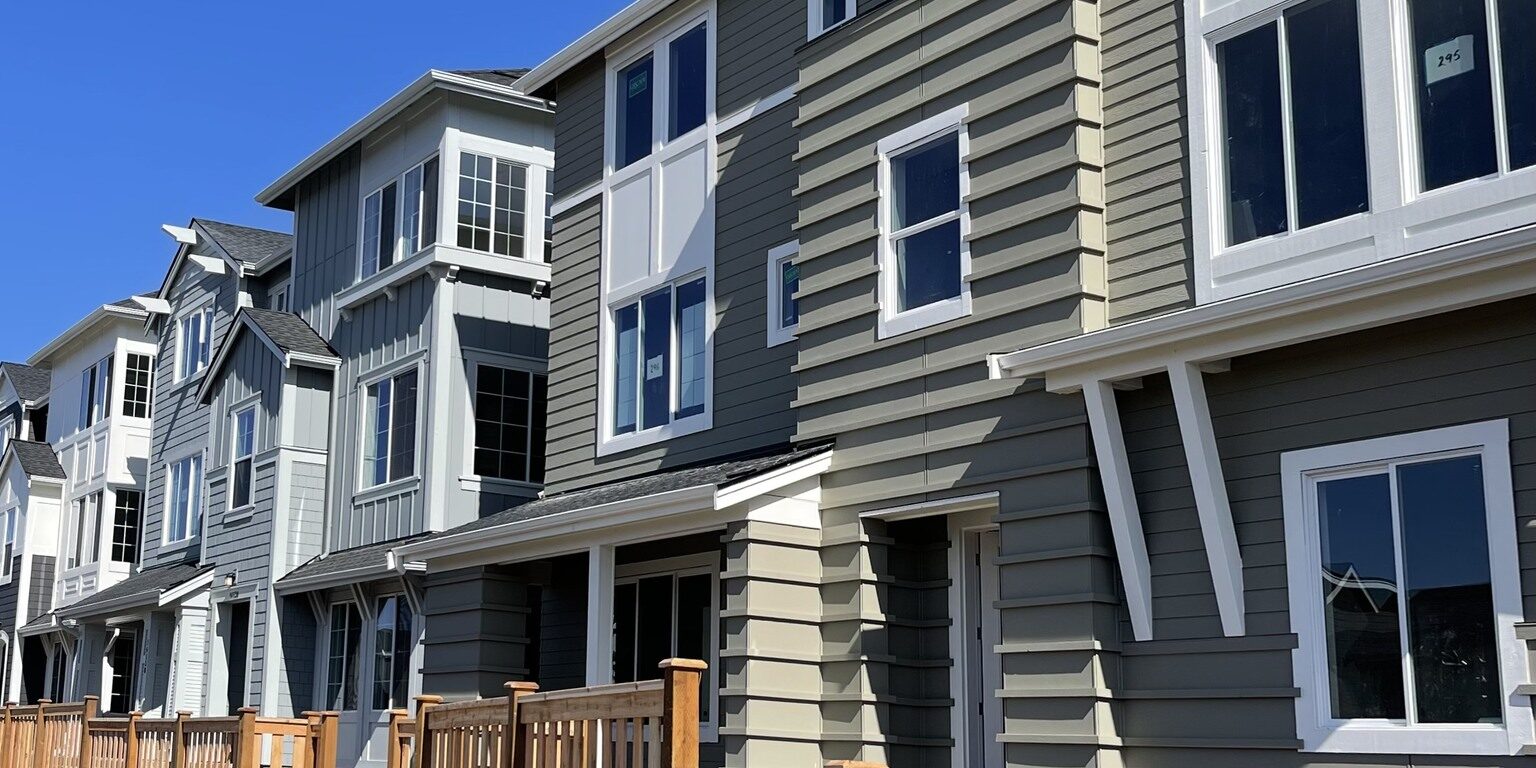 Multi Family Siding Replacement or New Construction in Seattle